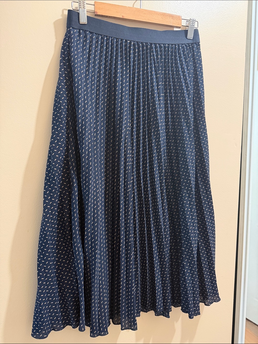 Navy Pleated Midi Skirt with Subtle White Speckle - Women's Skirt